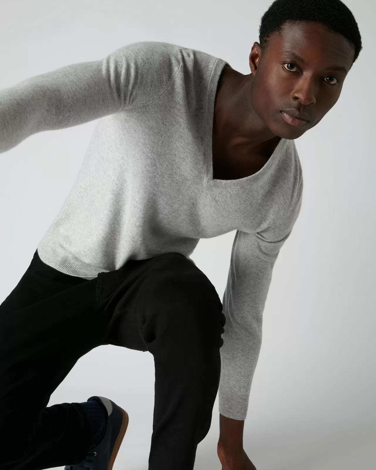 Men N.Peal V Necks | Men'S The Burlington V Neck Cashmere Jumper