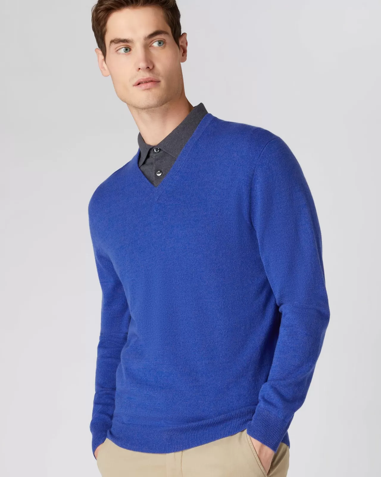 Men N.Peal V Necks | Men'S The Burlington V Neck Cashmere Jumper