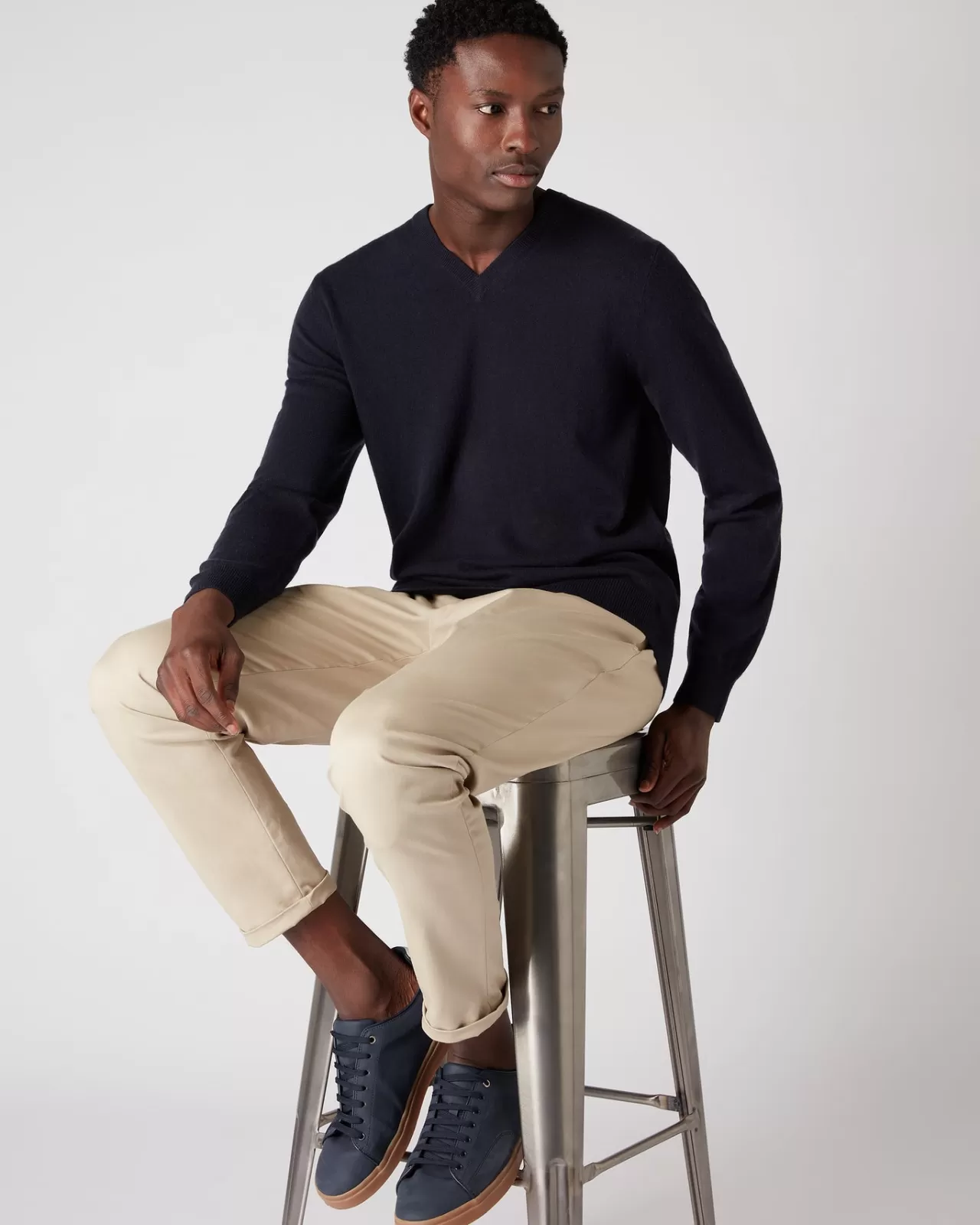 Men N.Peal V Necks | Men'S The Burlington V Neck Cashmere Jumper