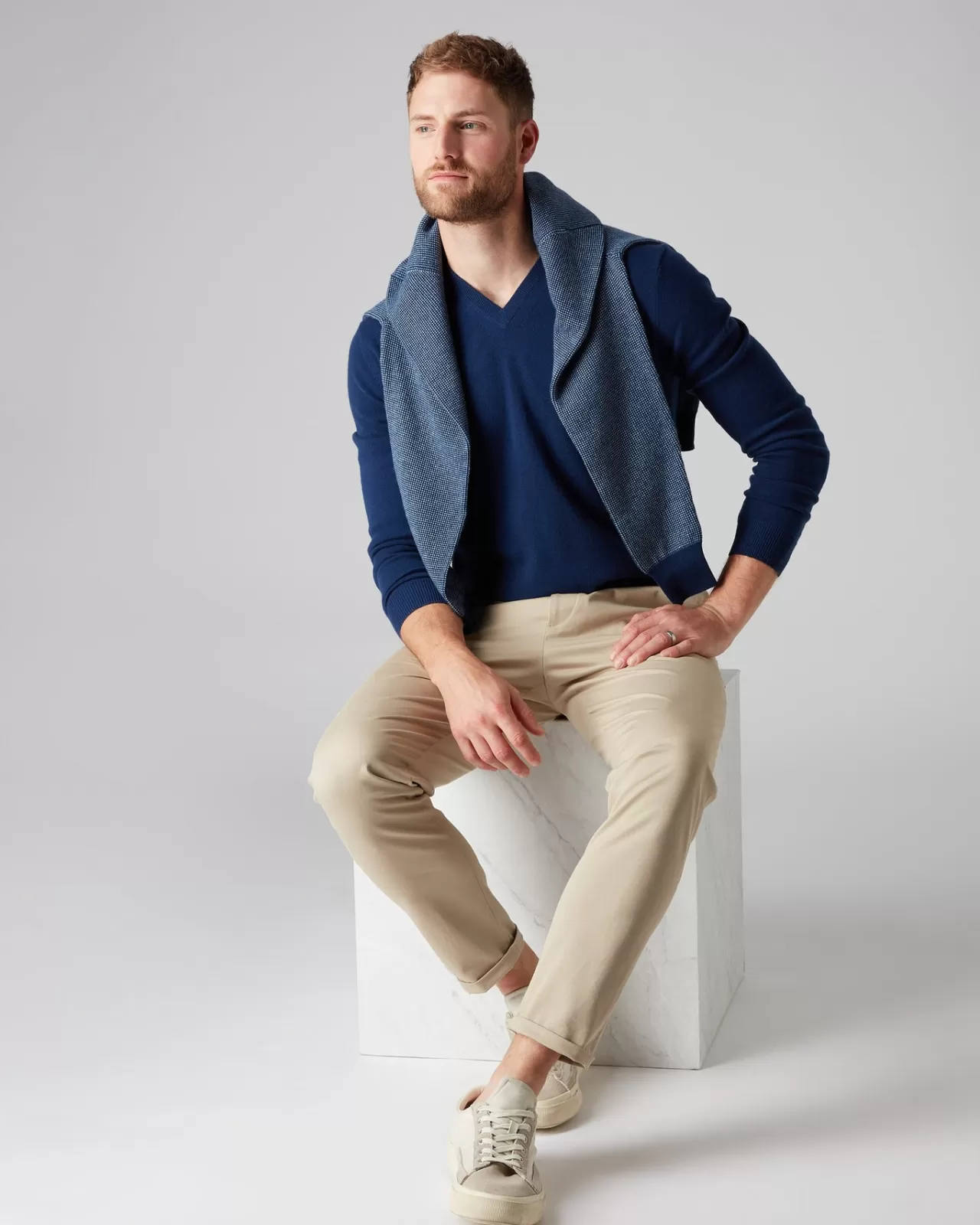 Men N.Peal V Necks | Men'S The Burlington V Neck Cashmere Jumper