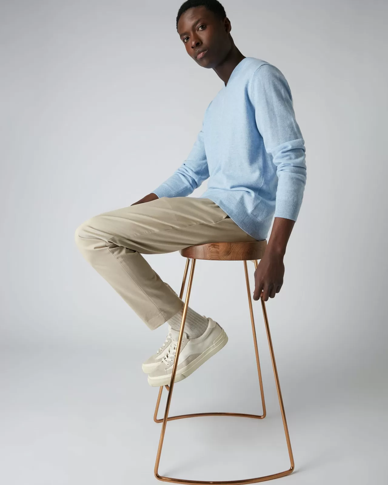 Men N.Peal V Necks | Men'S The Burlington V Neck Cashmere Jumper