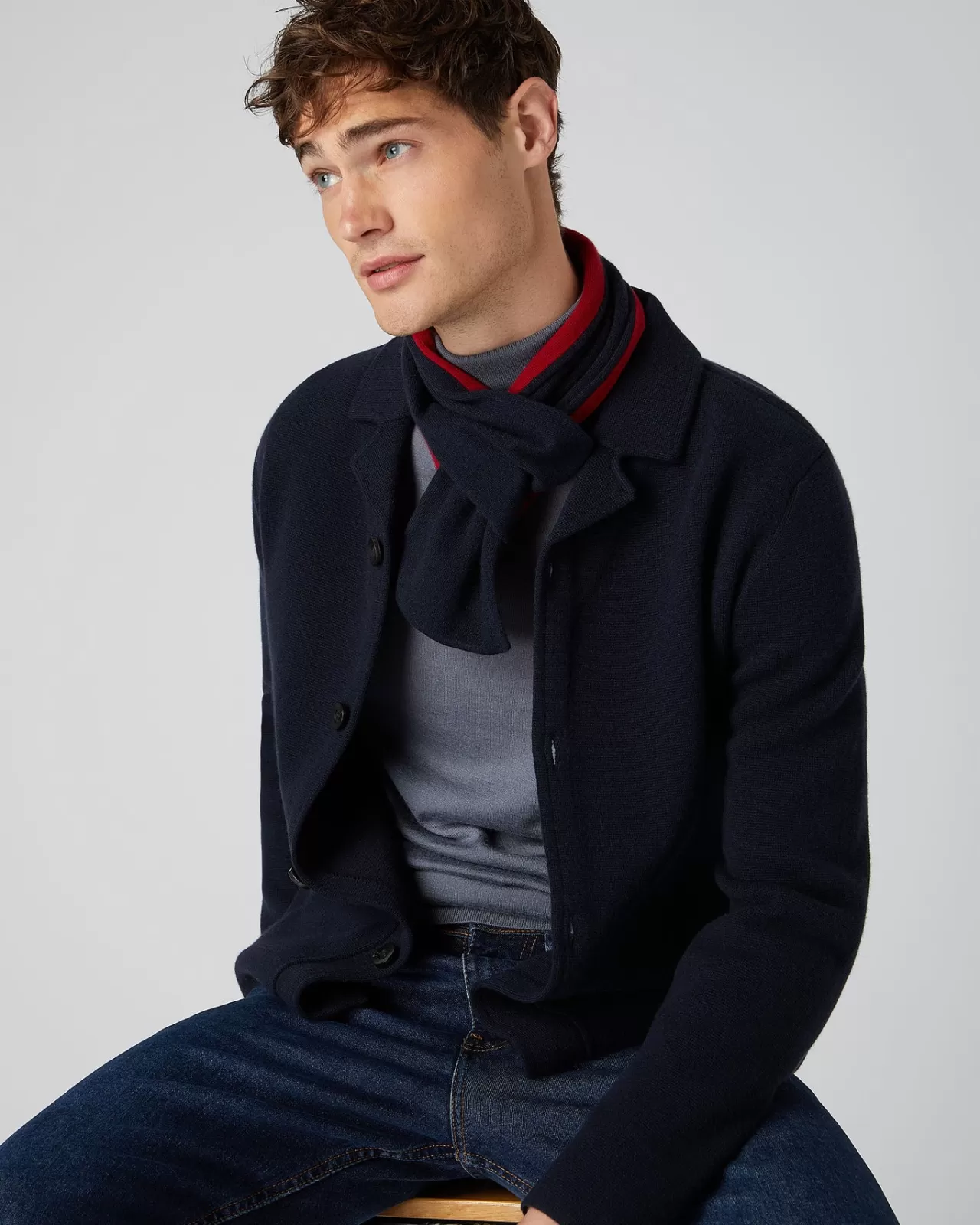 mens_two_tone_small_cashmere_scarf__ruby_red_2.webp Men N.Peal Scarves | Men'S Two Tone Small Cashmere Scarf + Ruby Red