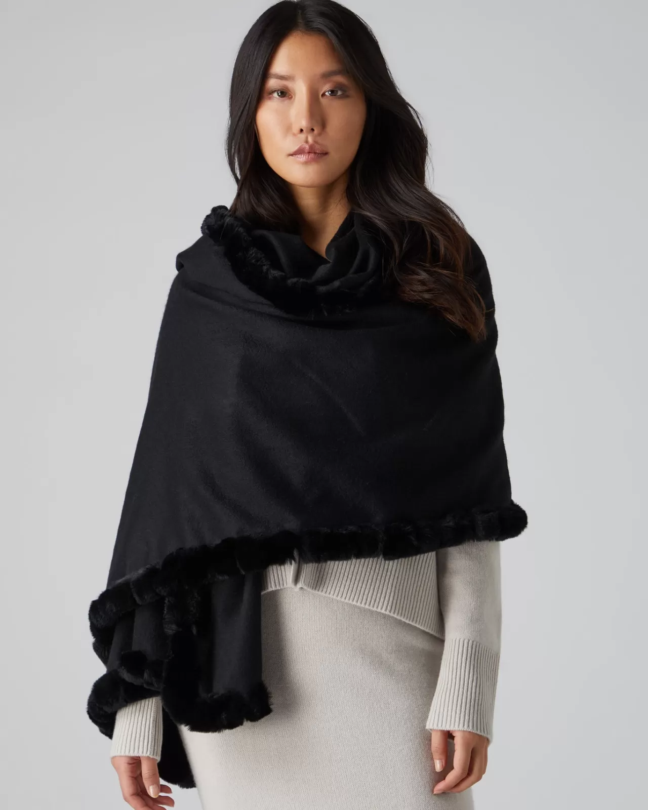 Women N.Peal Pashminas, Wraps & Shawls | Women'S Fur Trim Woven Cashmere Shawl