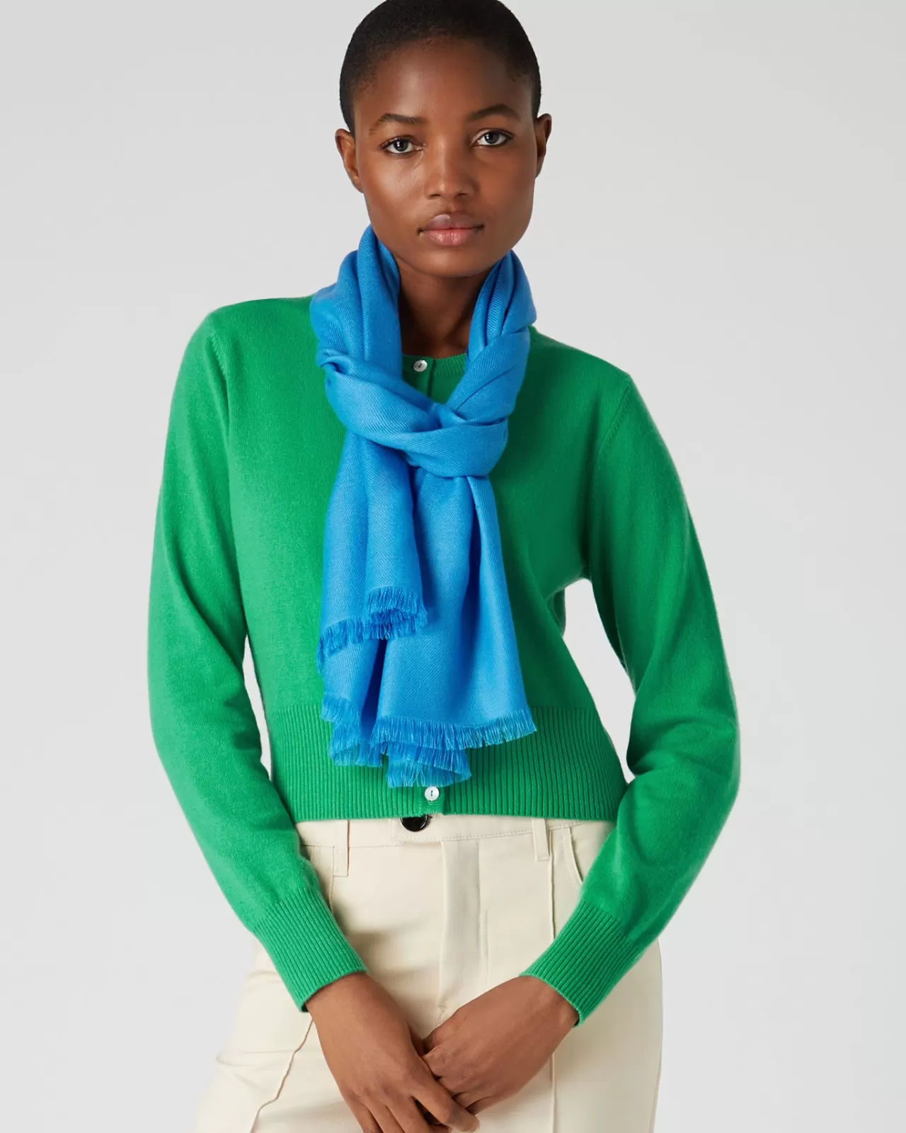 womens_long_sleeve_cropped_cashmere_cardigan_4-4.webp Women N.Peal Cardigans | Women'S Long Sleeve Cropped Cashmere Cardigan