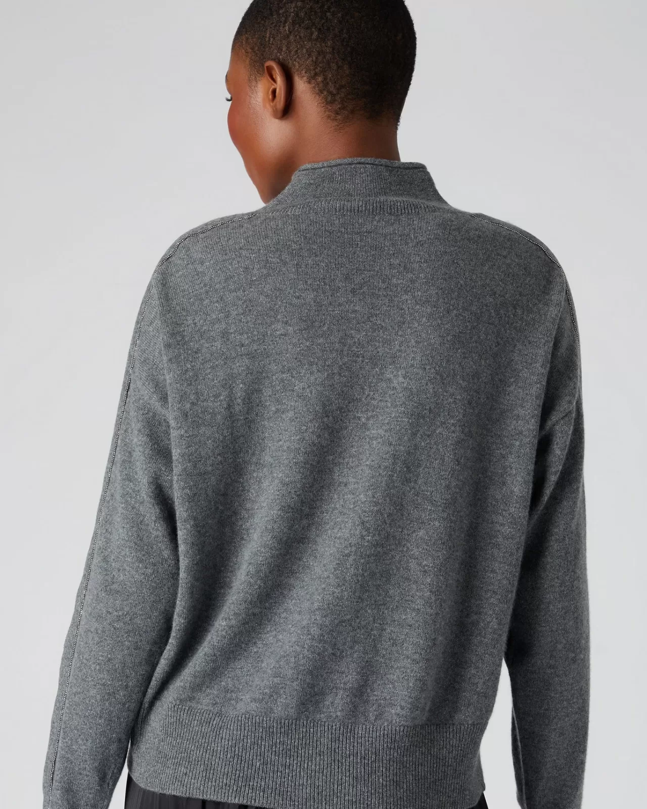 womens_metal_trim_crop_cashmere_jumper_3.webp Women N.Peal Roll Necks | Women'S Metal Trim Crop Cashmere Jumper