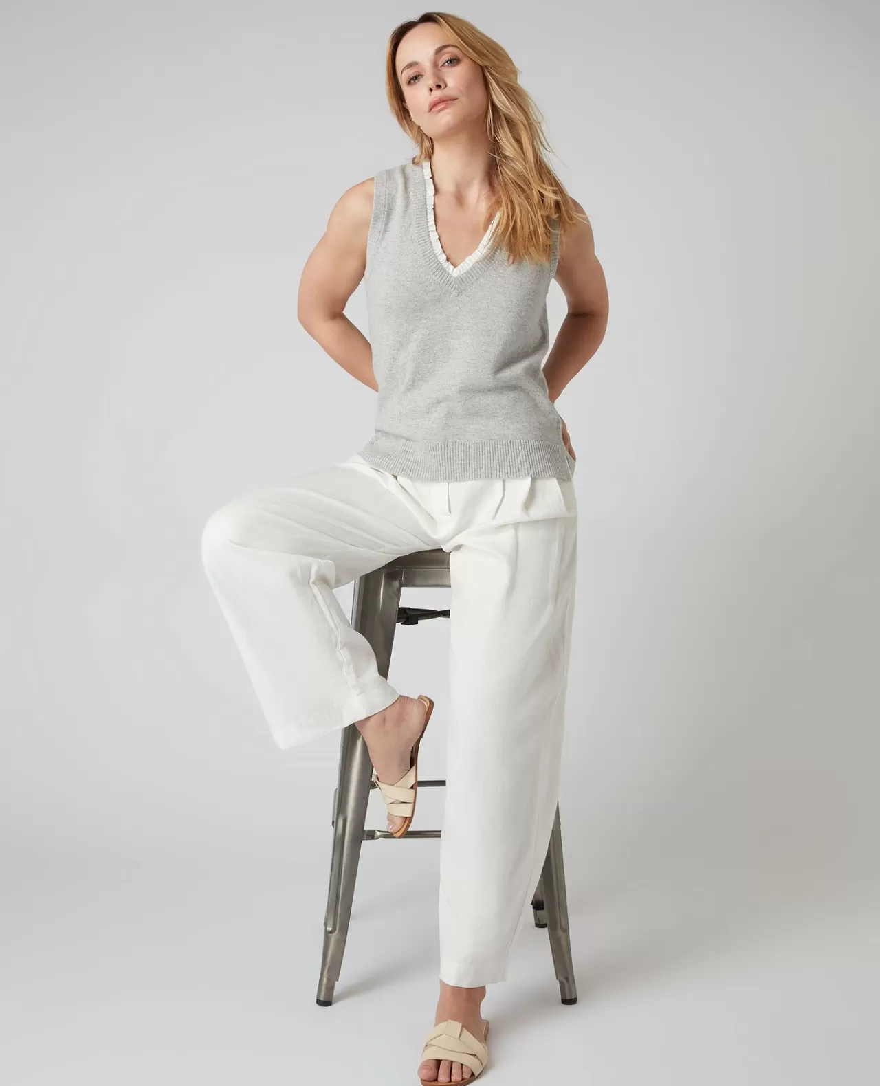 Women N.Peal Tops & T-Shirts | Women'S Ruffle Trim Sleeveless Cashmere Top