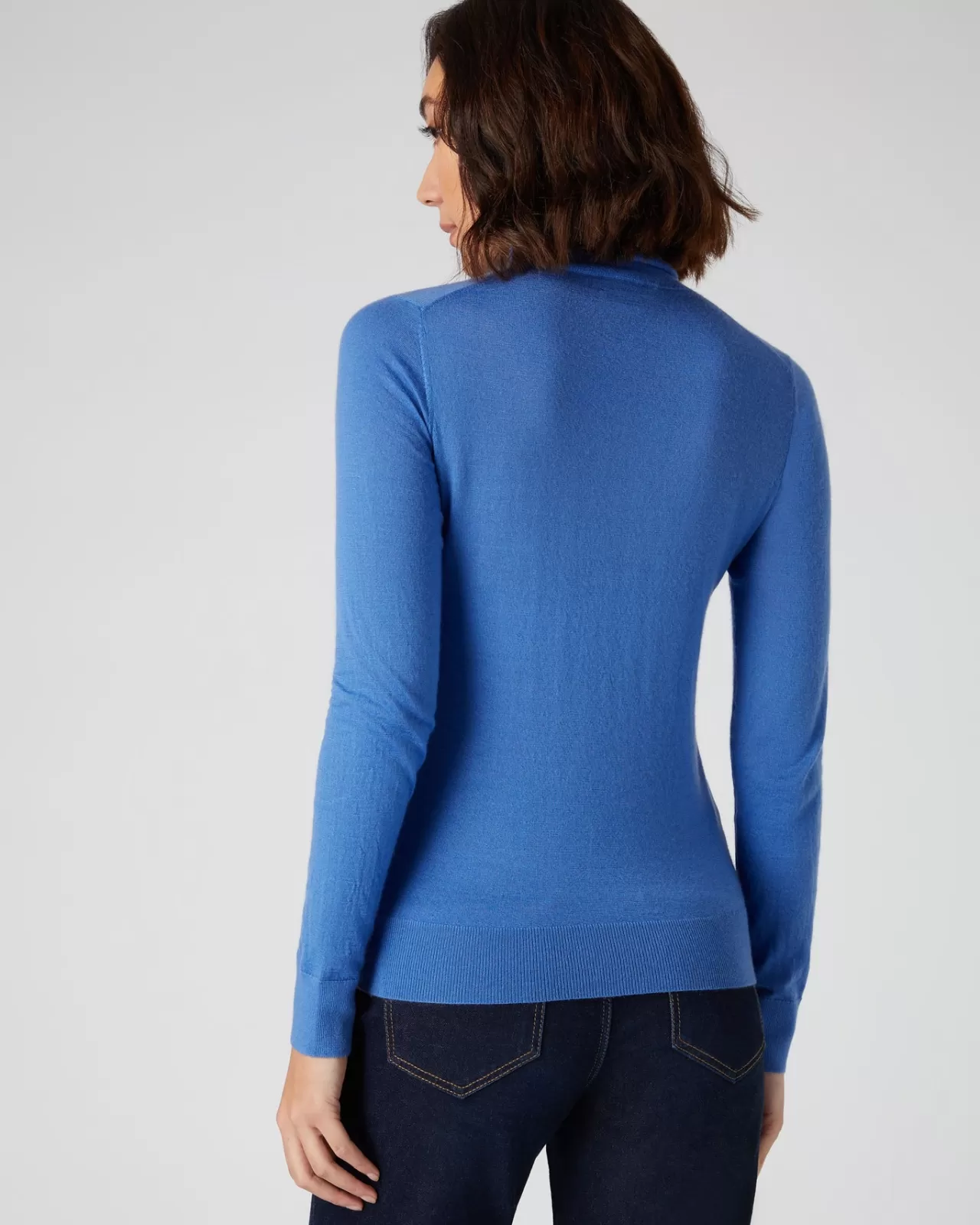 womens_superfine_roll_neck_cashmere_jumper_3-2.webp Women N.Peal Roll Necks | Women'S Superfine Roll Neck Cashmere Jumper