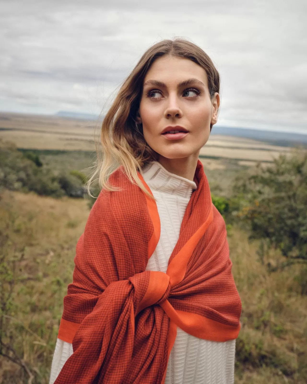 womens_textured_batwing_cashmere_jumper_6.webp Women N.Peal Roll Necks | Women'S Textured Batwing Cashmere Jumper